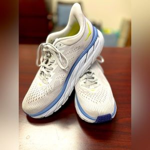 Hoka One One Women's Clifton 7 Size 10 Sneakers Running Shoes